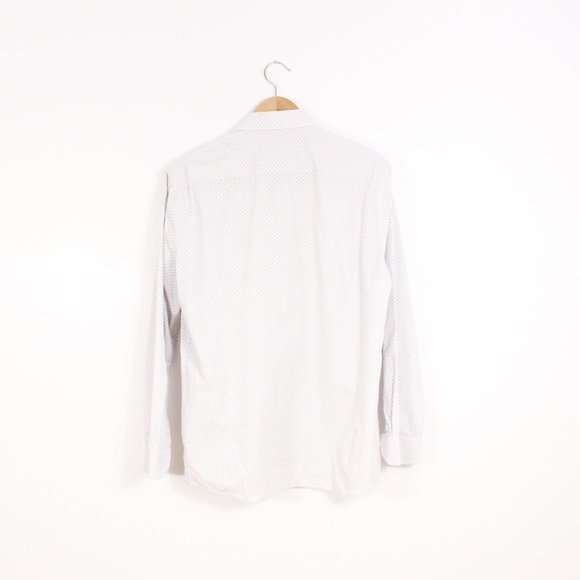 *Soul of London White Button Up Shirt WIth Circles - Picture 5 of 5